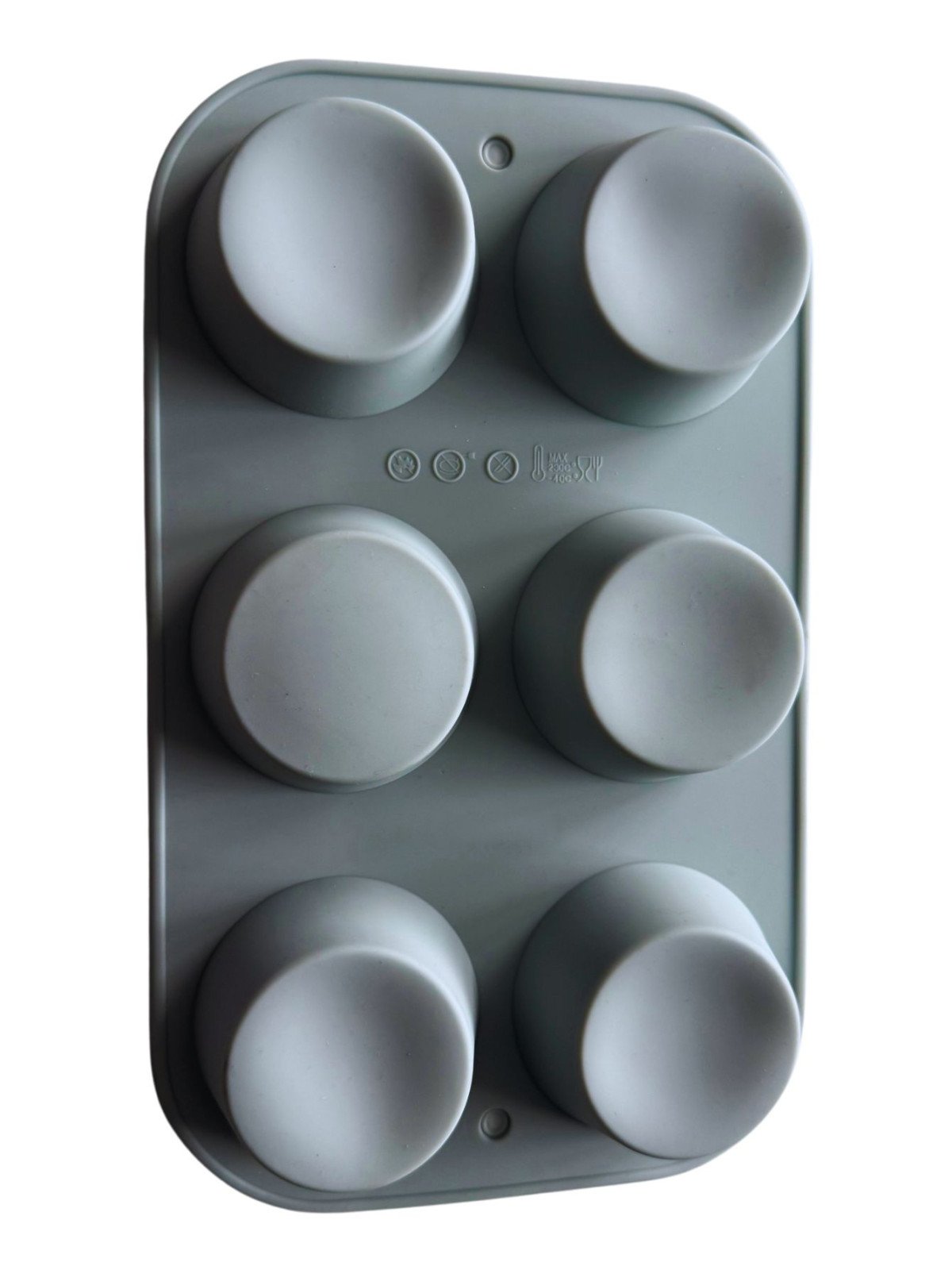 Molde De Silicon Muffin Cupcake Tamaño Standard Ø Superior: 7cm. Ø Inferior: 5.8 cm 6 Cavidades Silicón Grueso Uso Rudo